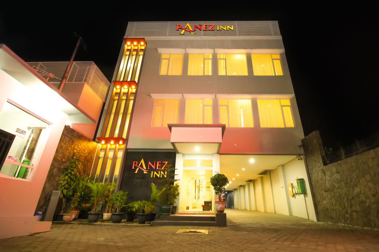 Ranez Inn Tegal  Exterior photo